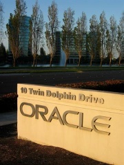 File:Oracle dolphin drive (Small).jpg