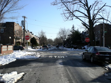 An intersection in Fresh Meadows